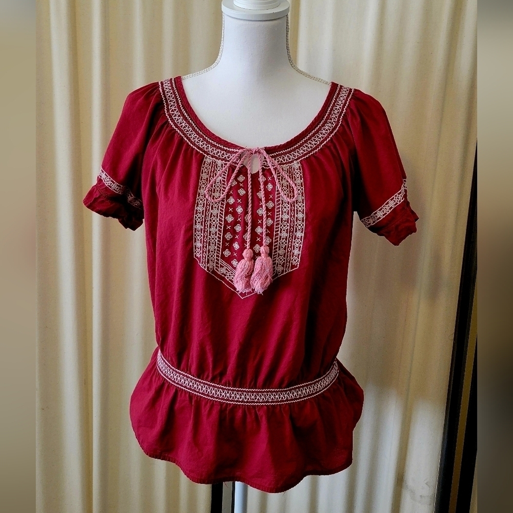 Red Embroidered Puff Sleeve Embroidered Blouse – Boho Peasant Top | Size Medium